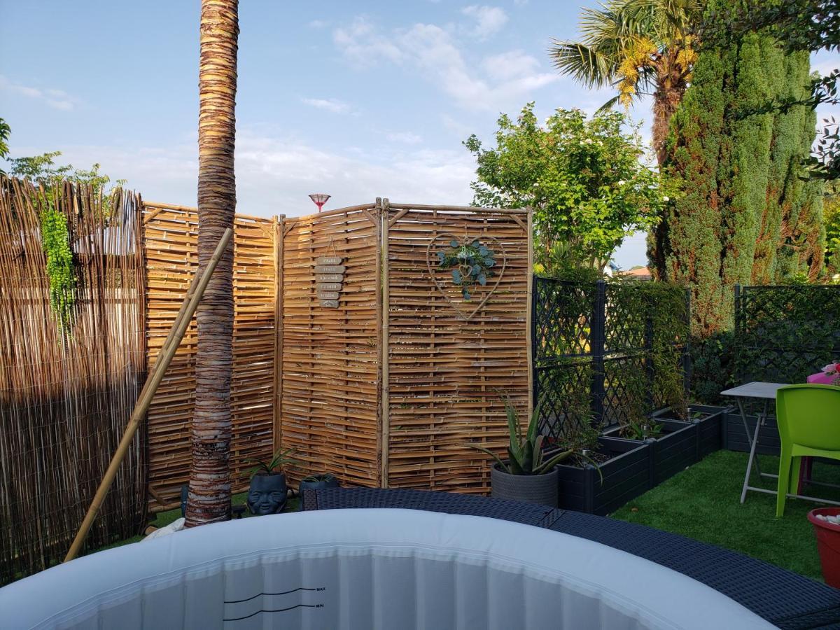 Studio Zure Ondoan - Spa Et Piscine Chauffee Tarnos Exterior foto